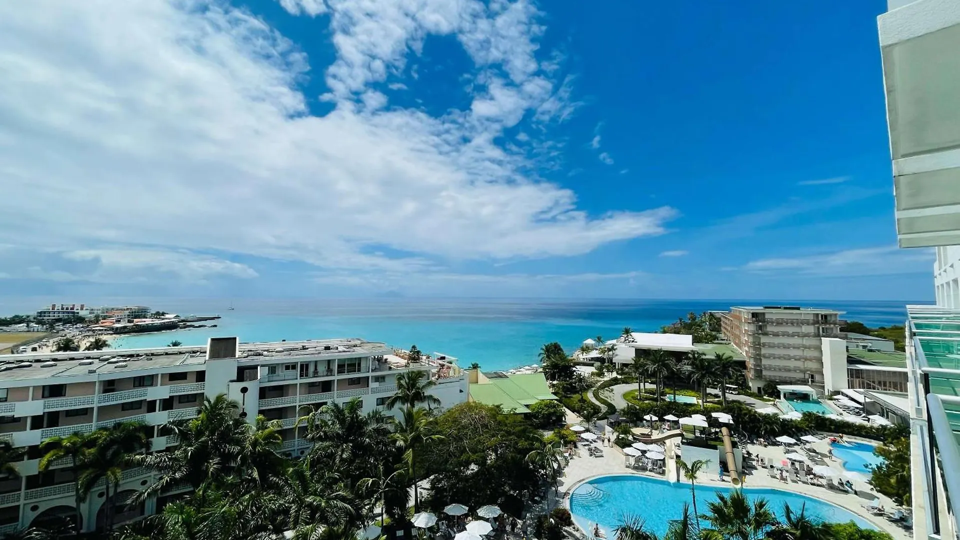 Sonesta Maho Beach All Inclusive Resort Casino & Spa 4*,