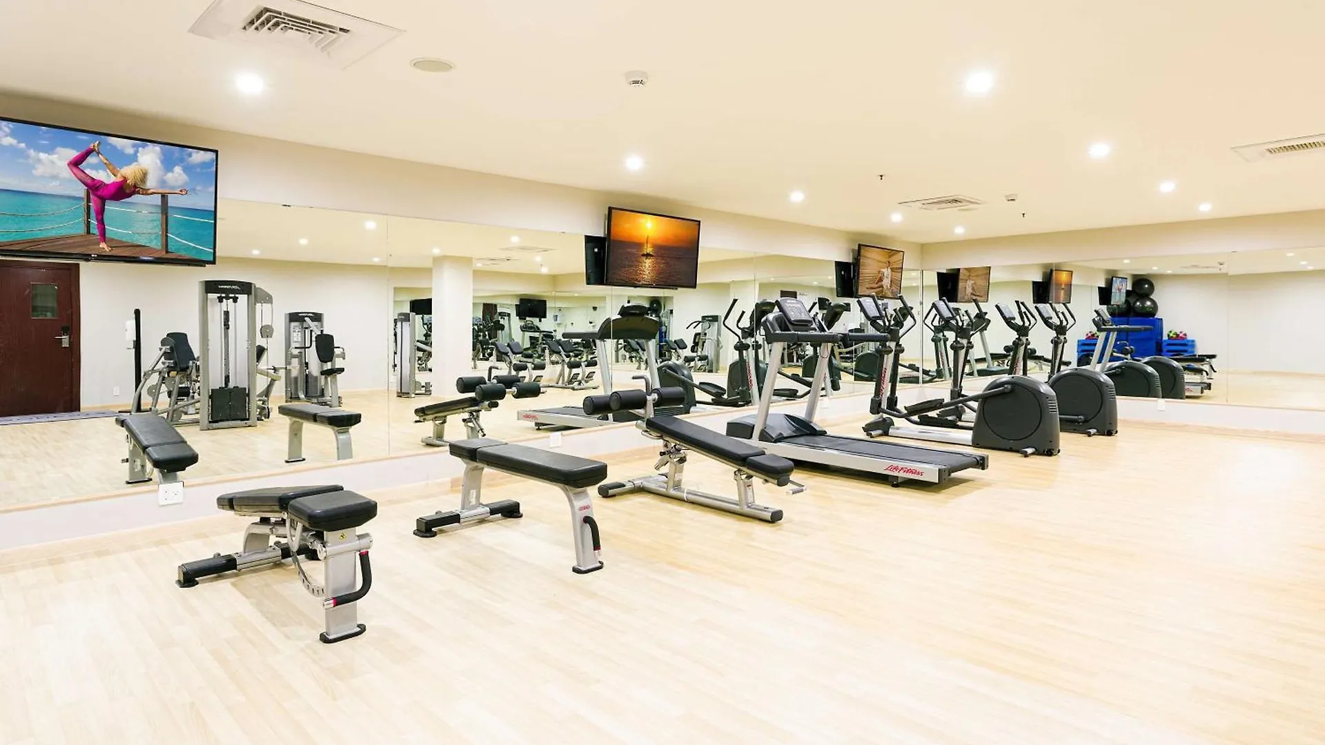 Sonesta Maho Beach All Inclusive Resort Casino & Spa